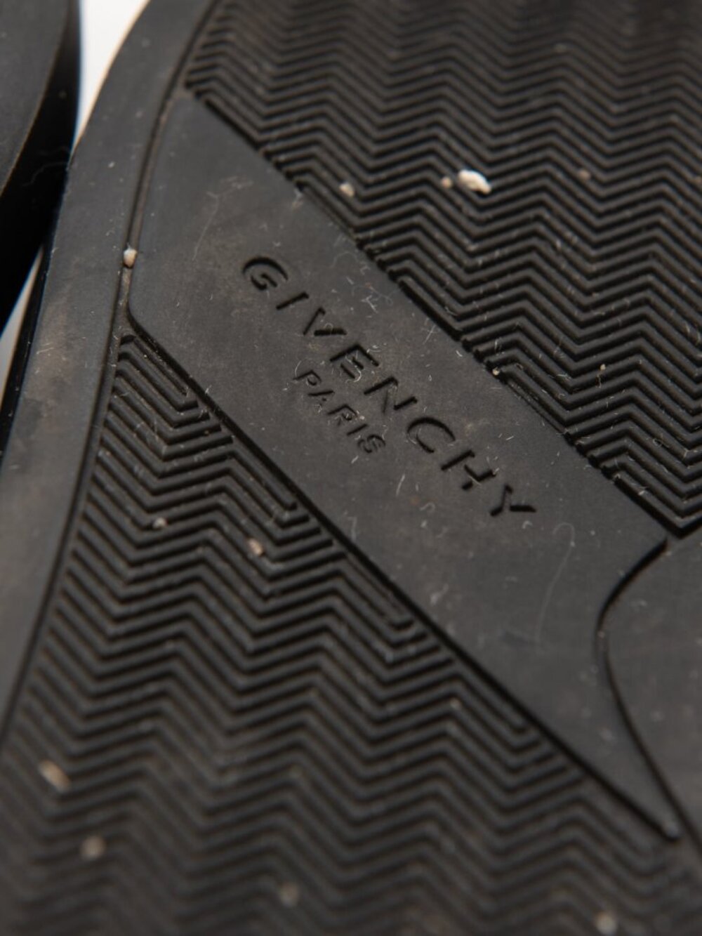 Givenchy Urban Street Logo-Embossed Patent Leather Sneakers Black Size 38.5 8.5 - Picture 11 of 14